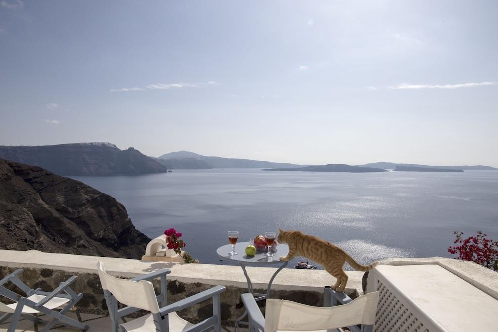 Ferienwohnung Lava Oia'S Exterior foto