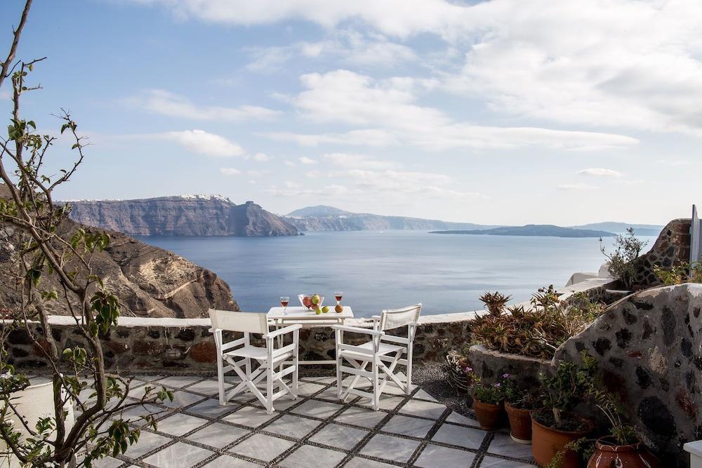 Ferienwohnung Lava Oia'S Exterior foto