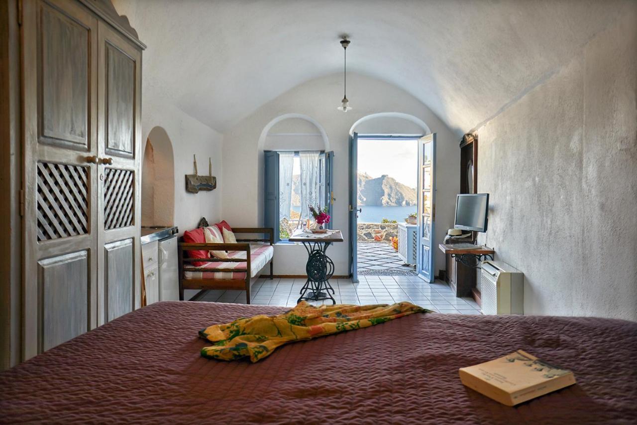 Ferienwohnung Lava Oia'S Exterior foto